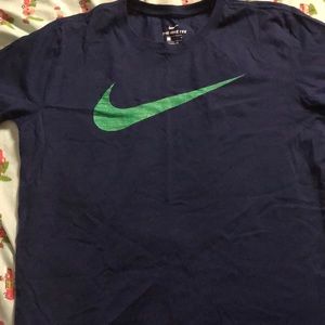 Nike short sleeve